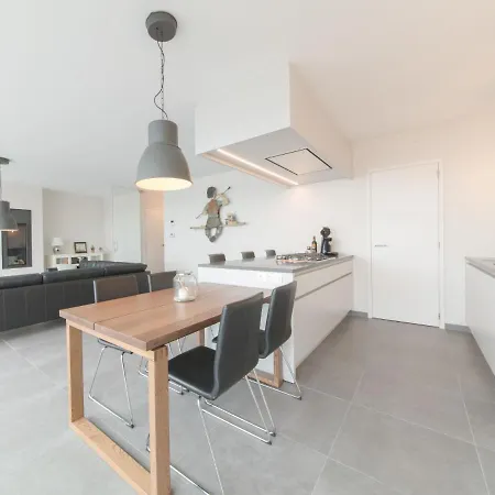 דירה Lakeside With Parking By Interhome *